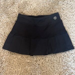 Trina Turk athletic skirt with built in shorts XS